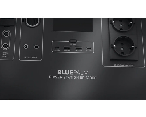 Napájecí stanice BluePalm BP-S2000F s různými přípojkami