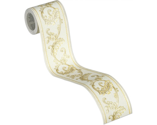 Tapetová bordura s květinovým vzorem na roli