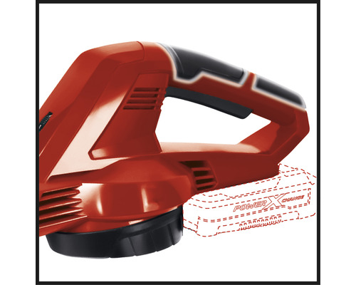 Detailní pohled na červenou akumulátorovou zahradní frézu
