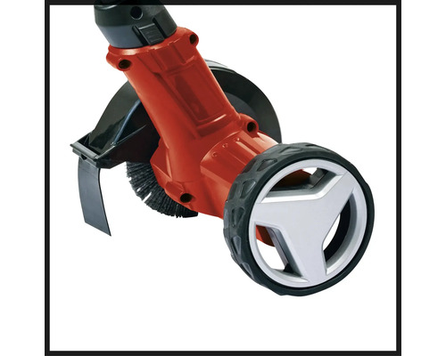 Detailní pohled na kartáč na spáry s kolečkovým vedením