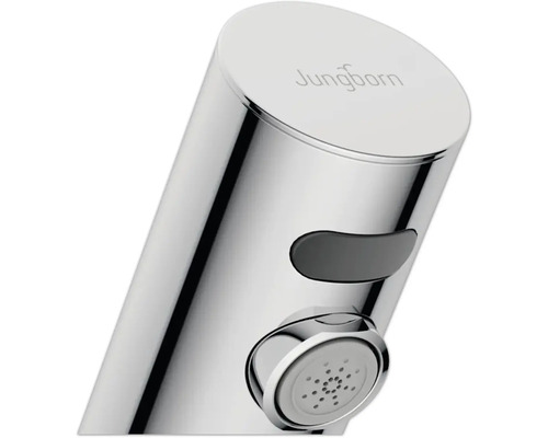 Logo společnosti Jungborn na sprchové hlavici