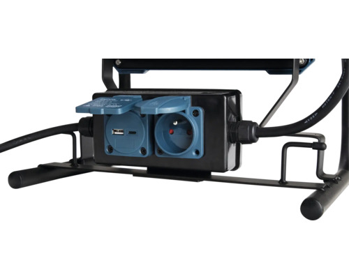 Detail zásuvkové lišty s USB portem