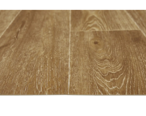 Detailní záběr panelů s dřevěným dekorem pro podlahové krytiny