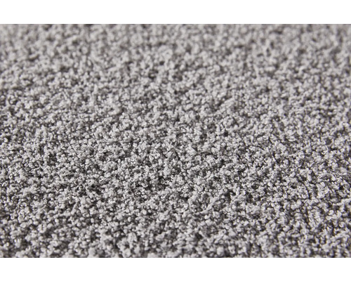 Detail šedého koberce