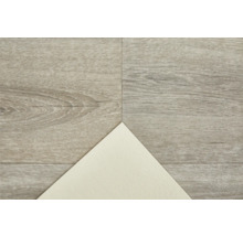 Podlahová krytina s dřevěnou strukturou a izolační podložkou