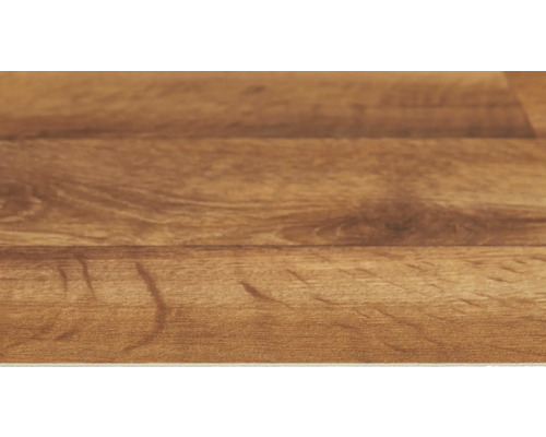 Detail laminátové podlahy s dřevěným vzhledem