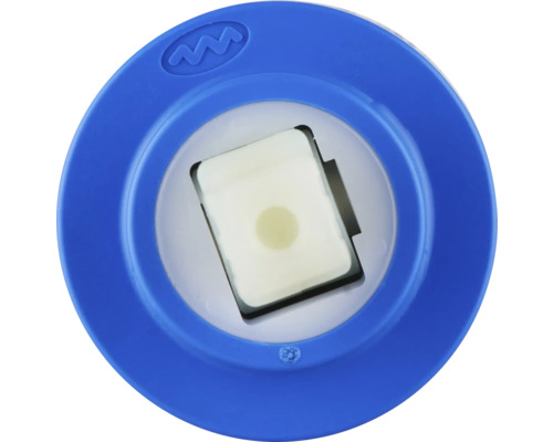 Pohled shora na kartušový filtr do bazénu