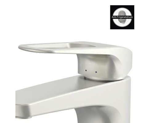 Umyvadlová baterie s povrchovou úpravou proti otiskům prstů