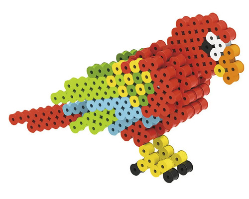 Papoušek z barevných zatavovacích korálků