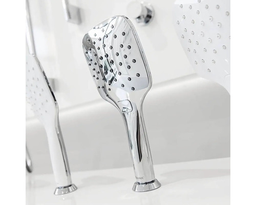 Ruční sprcha s několika druhy proudu