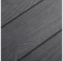 Detail tří terasových prken z dřevoplastu