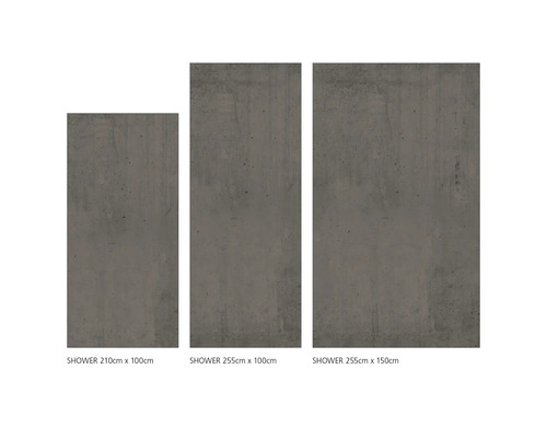 Tři sprchové panely v různých velikostech.