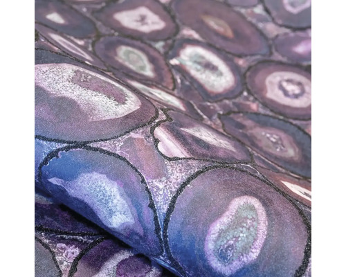 Detail vzorované tapety s designem achátu