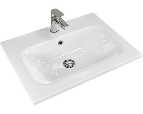 Umyvadlo s baterií do koupelny