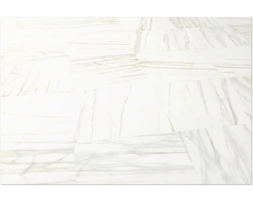 Dlaždice se vzhledem mramoru na podlaze