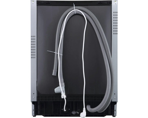 Pohled zezadu na myčku nádobí s připojovacími hadicemi a napájecím kabelem