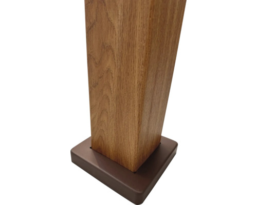 Detail hranolovitého dřeva s patkou