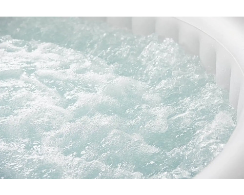 Šumivá voda ve vířivce