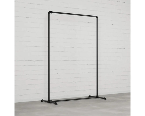 Kovový věšák na oblečení