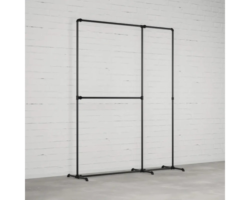 Dvojitý věšák na oblečení z kovových trubek