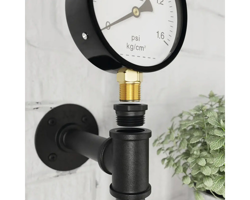 Manometr s trubkovou konstrukcí pro měření tlaku