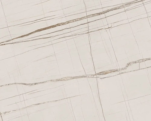 Dekorativní deska s mramorovým vzhledem a rovnými liniemi