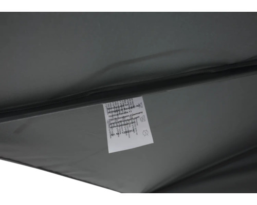 Štítek s informacemi o výrobci