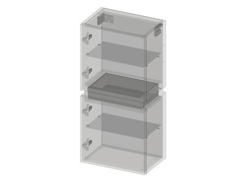 Dvě průhledné závěsné skříňky nad sebou s policemi.