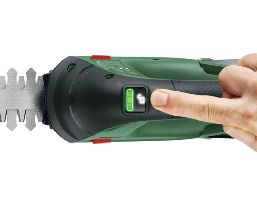 Detailní záběr nůžek na živý plot s indikátorem baterie a ovládáním