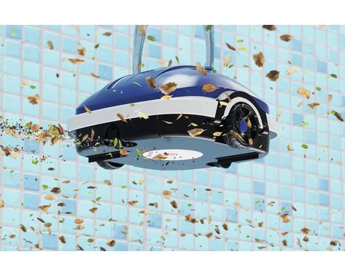 Robotický čistič bazénů čistí listí a nečistoty