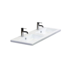 Dvojité umyvadlo se dvěma bateriemi do koupelny