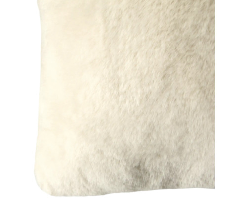 Dekorační polštář se vzhledem kožešiny