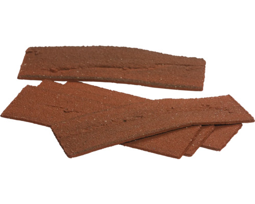 Pásky z pálené hlíny pro obklady stěn