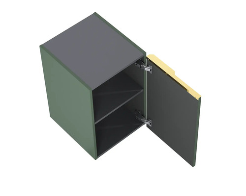 Závěsná skříňka s otevřenými dvířky a dvěma policemi