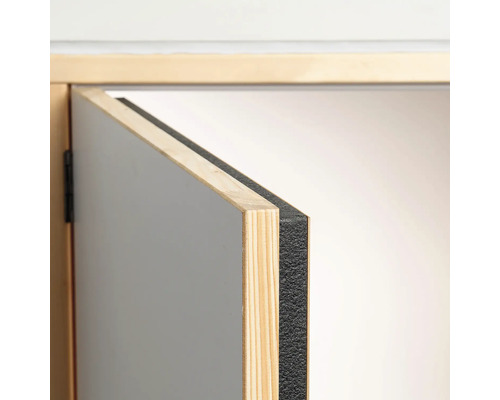 Detail otevřených dveří skříňky s dřevěným rámem a šedým interiérem