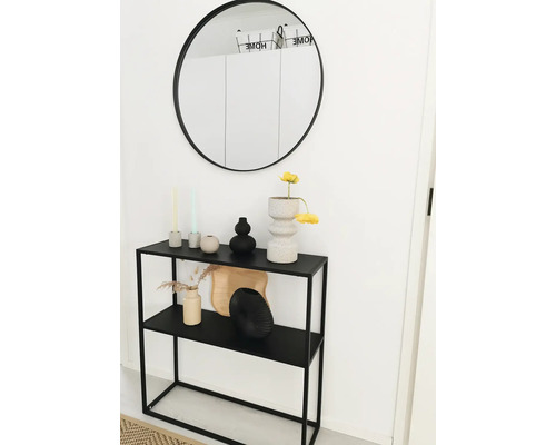 Dekorativní aranžmá s konzolí, zrcadlem a vázami