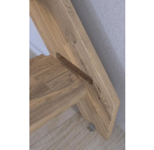 Detailní pohled na dřevěný nábytek