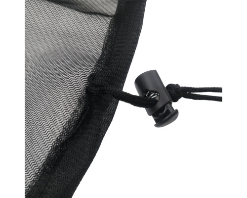 Detailní pohled na síť s tahací šňůrkou a zarážkou pro snadné ovládání