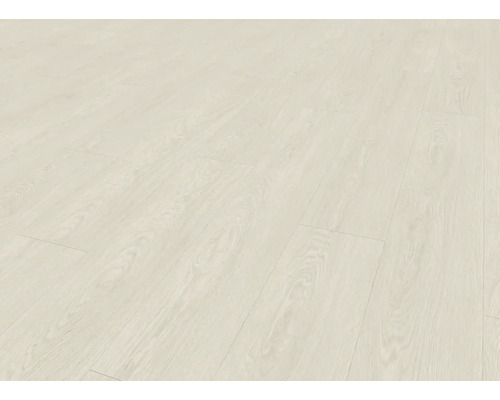 Světlá dřevěná podlaha s kresbou dřeva