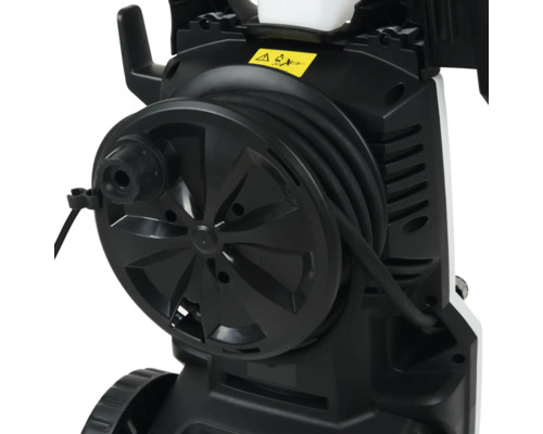 Vysokotlaký čistič s hadicovým navijákem pro uložení hadice