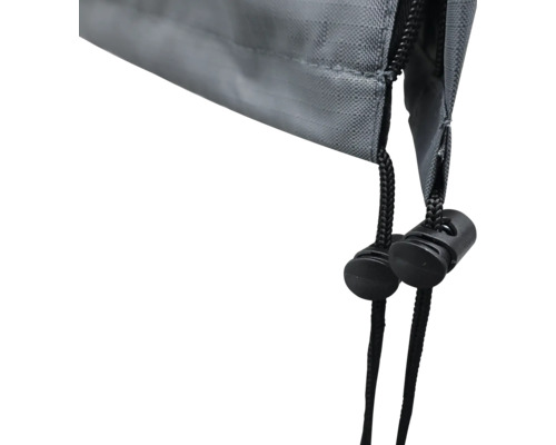 Detailní záběr krytu se stahovací šňůrkou