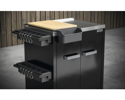 Černý grilovací stůl s prkénkem a úložnými prostory