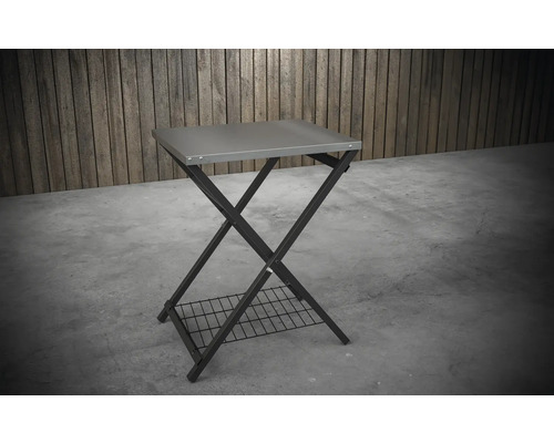 Skládací stolek s úložnou mřížkou