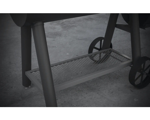 Detailní pohled na grilovací vozík s odkládací mřížkou