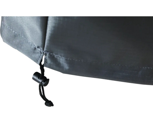 Detail ochranného krytu se stahovací šňůrkou pro upevnění