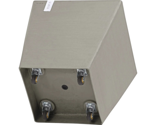 Květináč s kolečky pro snadnou přepravu