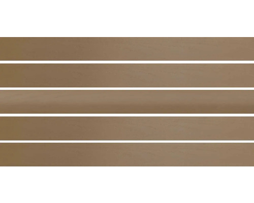 Několik dřevěných desek