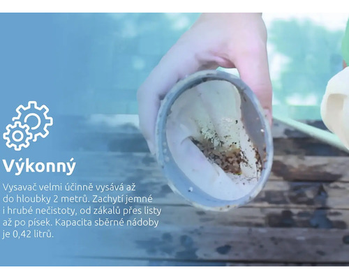 Nečistoty v nádobě čističe bazénu