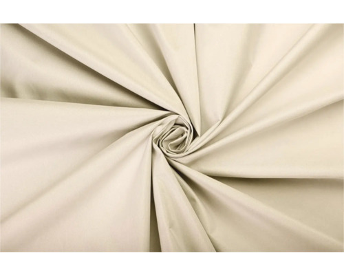 Béžová textilní metráž ve srolovaném provedení.