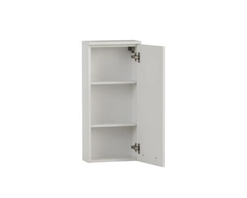 Otevřená koupelnová skříňka se třemi policemi